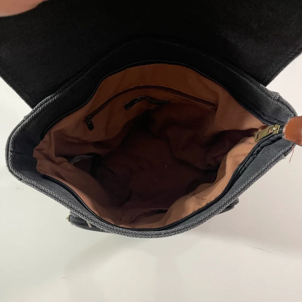 N/A canvas leather